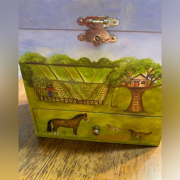Enchantmints horse mirrored music box with small drawers. - Picture 1 of 14